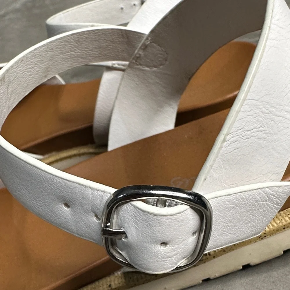 Maison Jules “Finley” White Women's Sandals Size 7